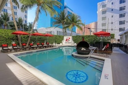 Place Red South Beach Hotel