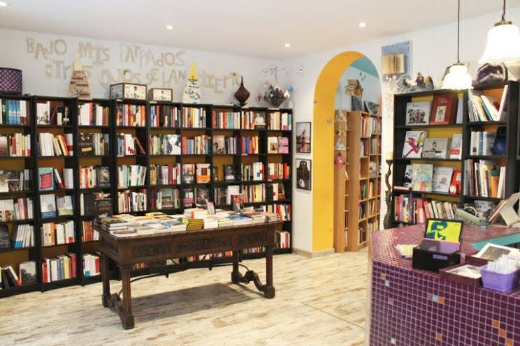 Place Mujeres & Compañía, La Librería