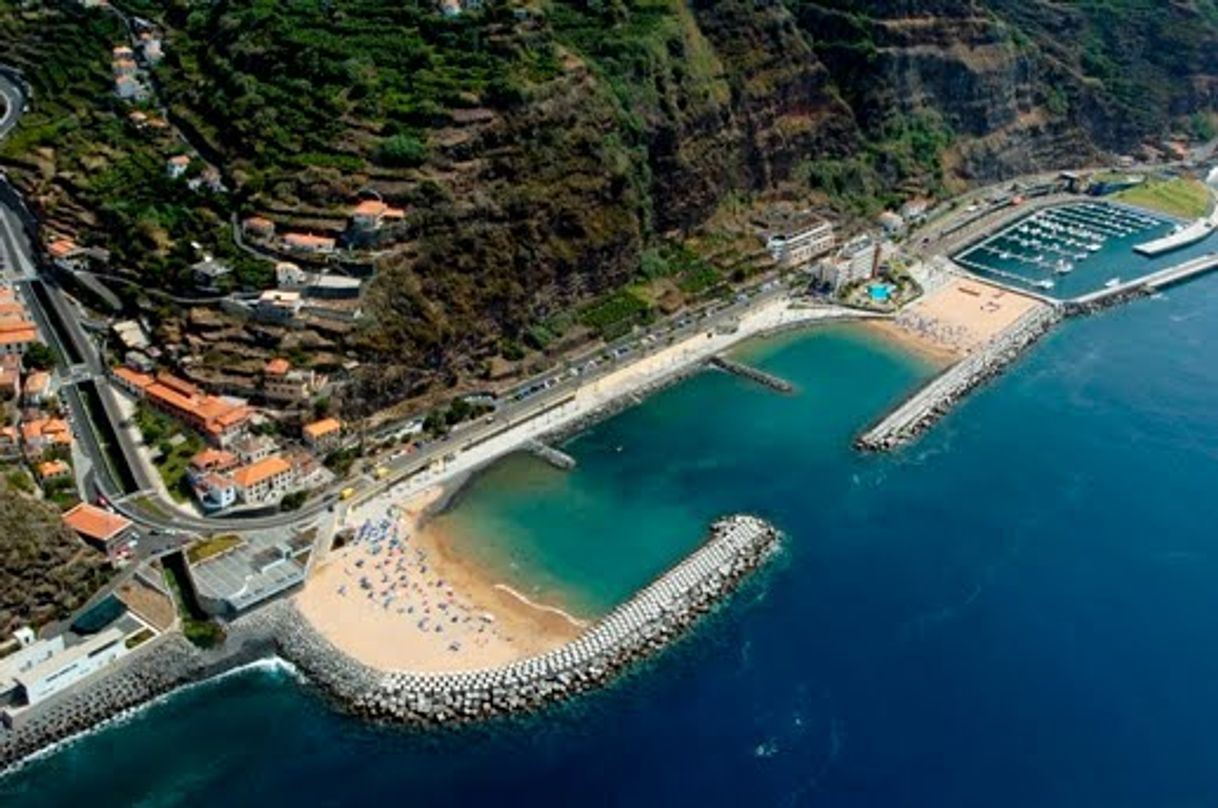 Lugar Praia da Calheta