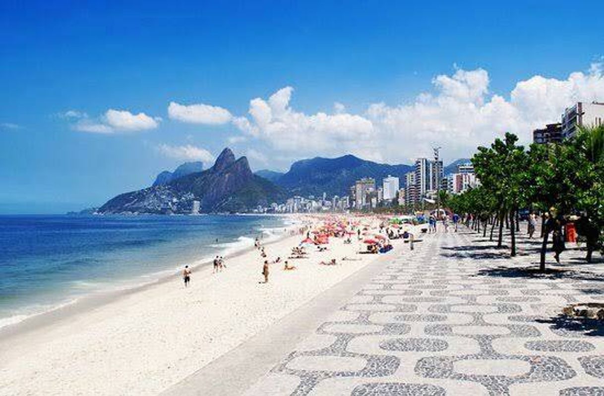 Place Praia de Ipanema