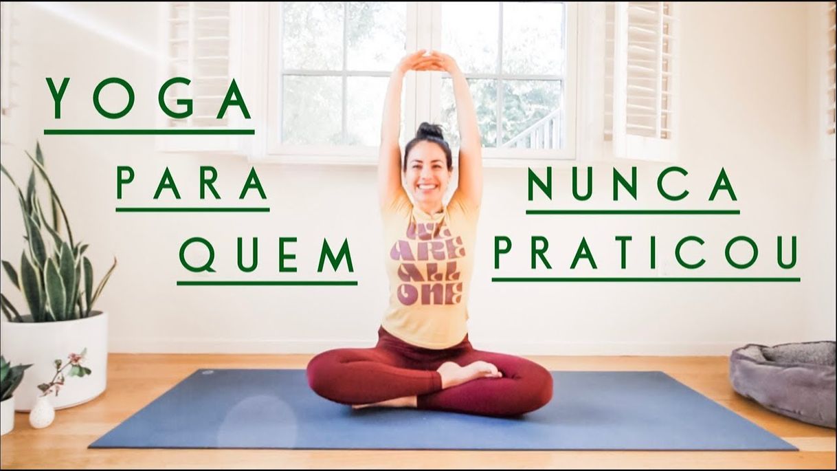 Fashion Yoga para Quem Nunca Praticou | 10Min - Pri Leite - YouTube