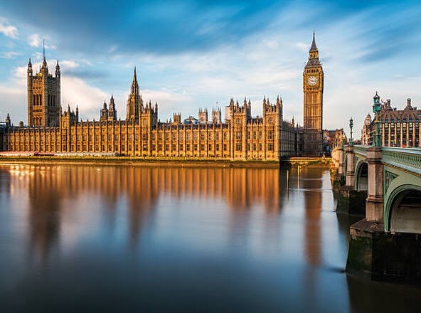 Moda Londres Biografia 😍