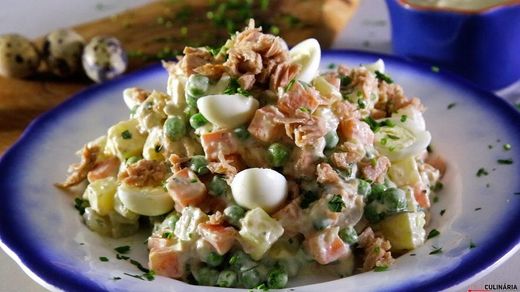 Salada russa de atum com maionese 