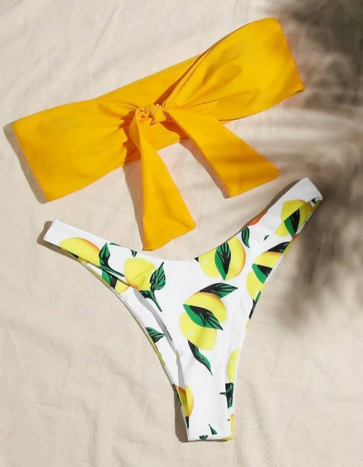 Productos Bikini Cortado Alto Bandeau Smocked Con Planta Al Azar

