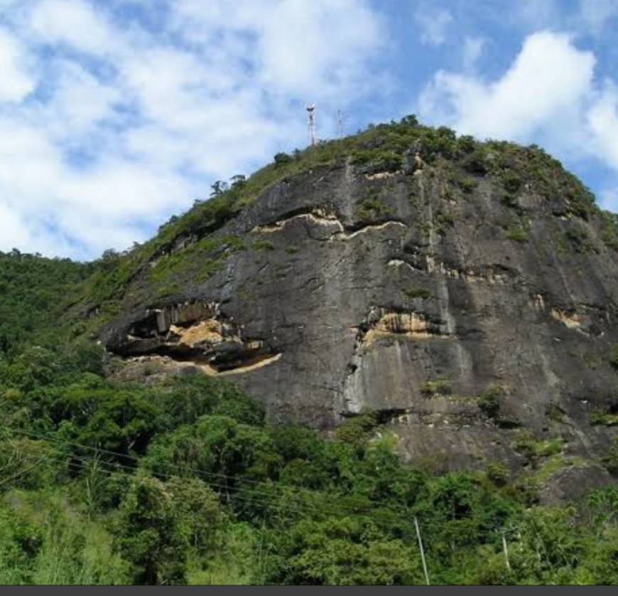 Lugares Pedra Itaúna