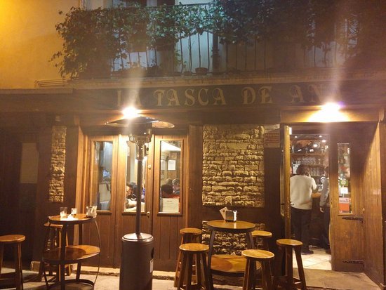 Lugar La Tasca de Ana