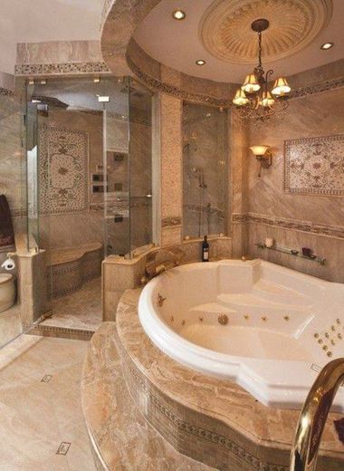 Banheiro luxuoso