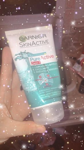 Garnier Skin Active - Pure Active 3 en 1 - Limpiador, exfoliante y mascarilla