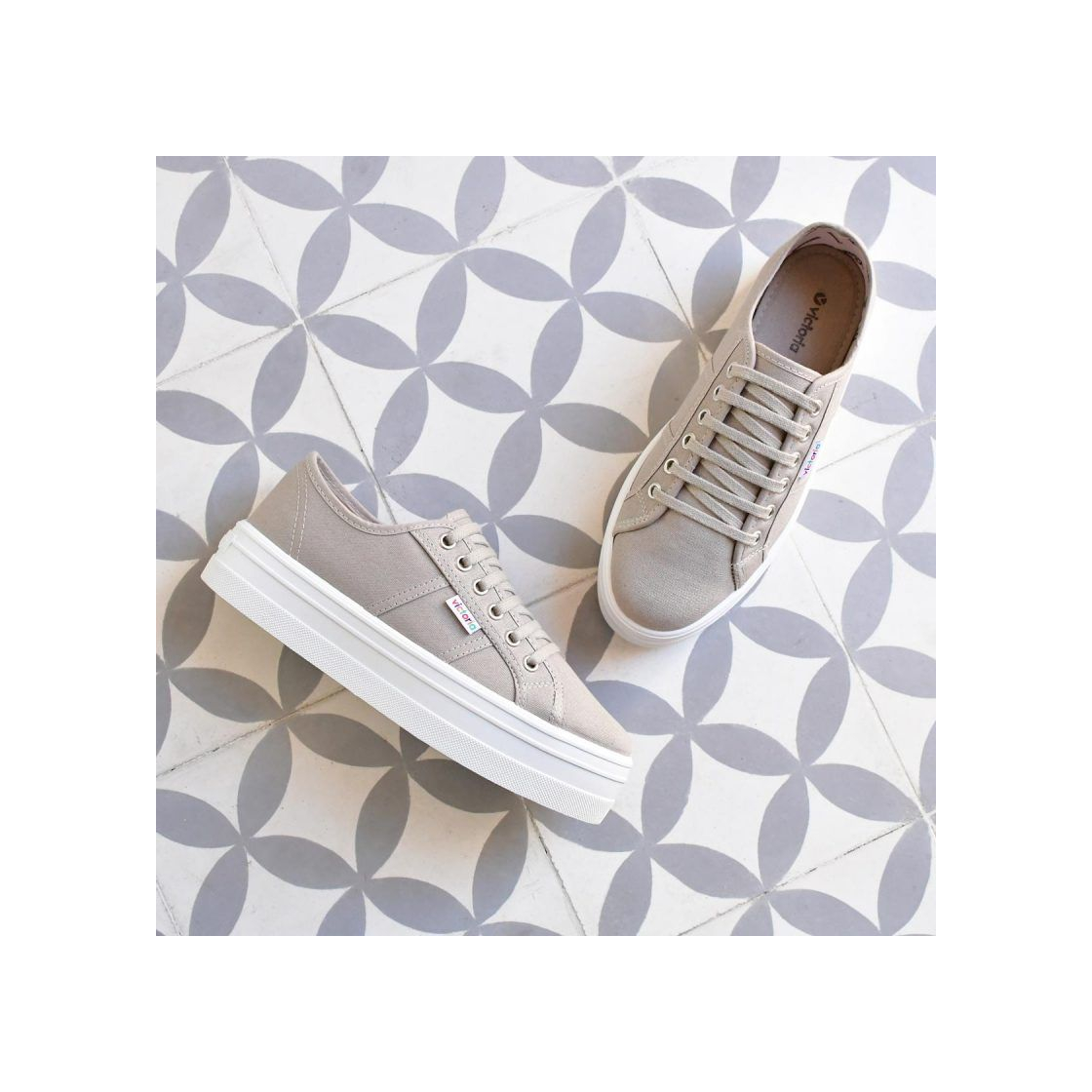 Social Victoria Zapatillas 09200 - Blucher de Lona con Plataforma