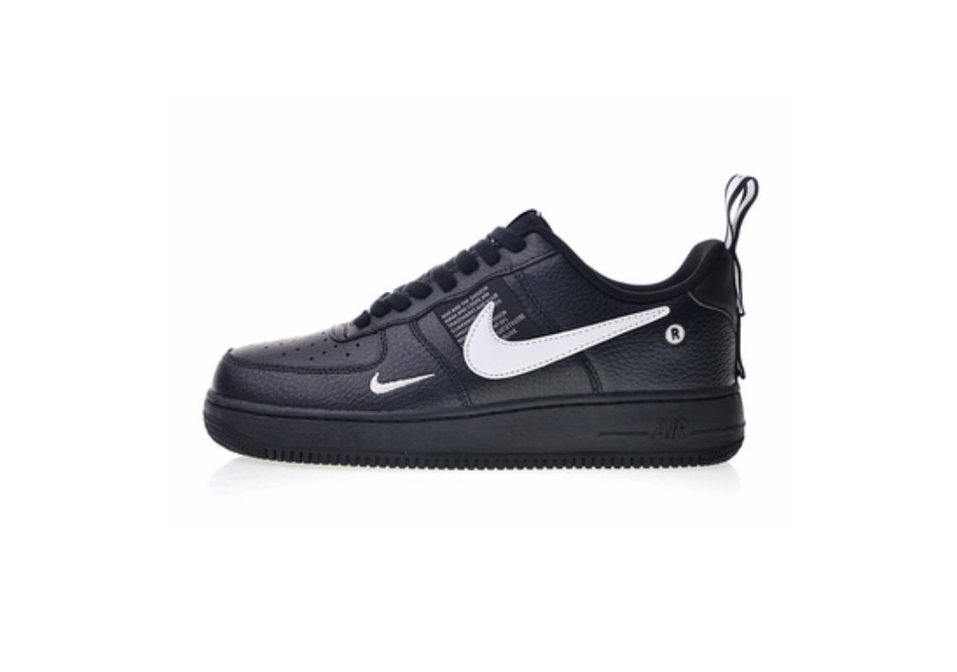 Producto NIKE AIR FORCE 1 07 LV8 UTILITY NEGRO
