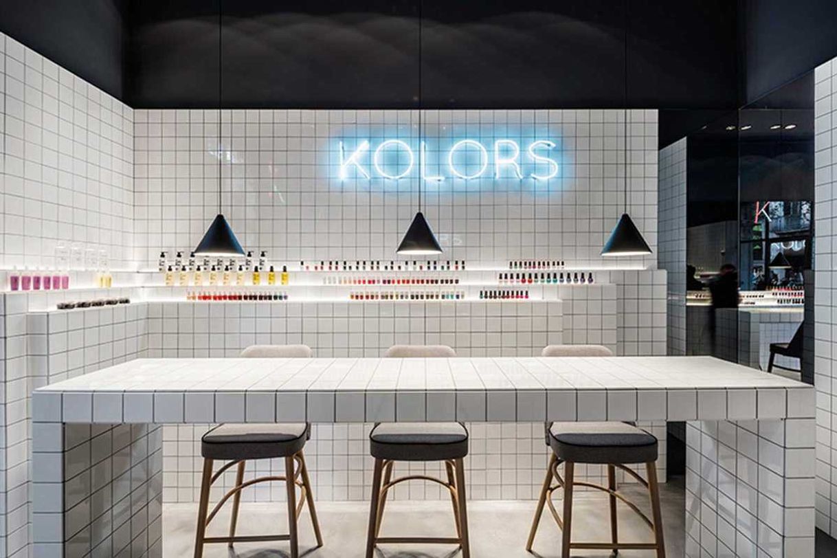 Moda Kolors Nail Bar | Barcelona