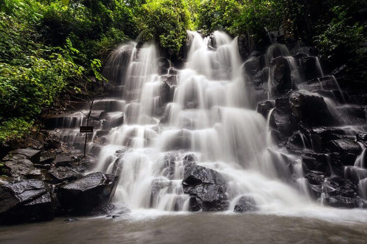 Lugar Kanto Lampo Waterfall