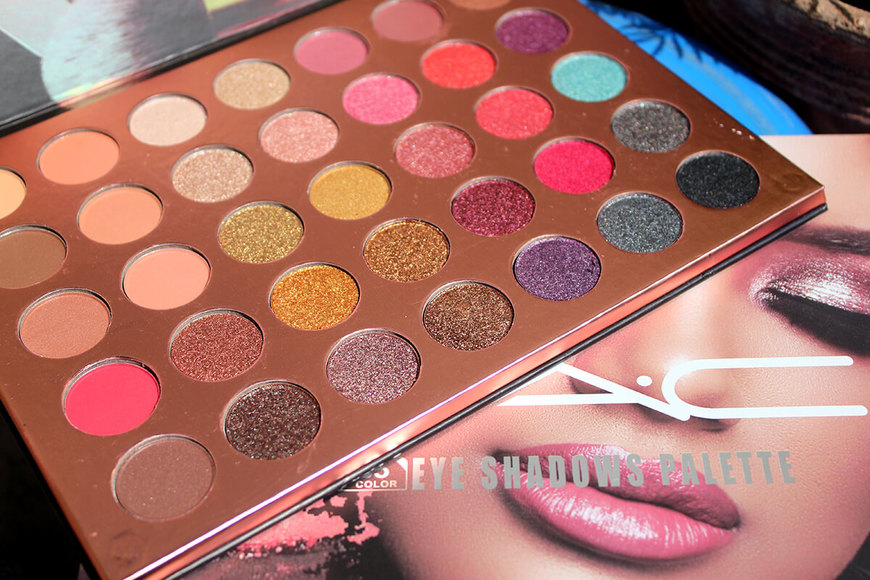 Moda Eye Shadow Palettes and Kits | MAC Cosmetics - Official Site