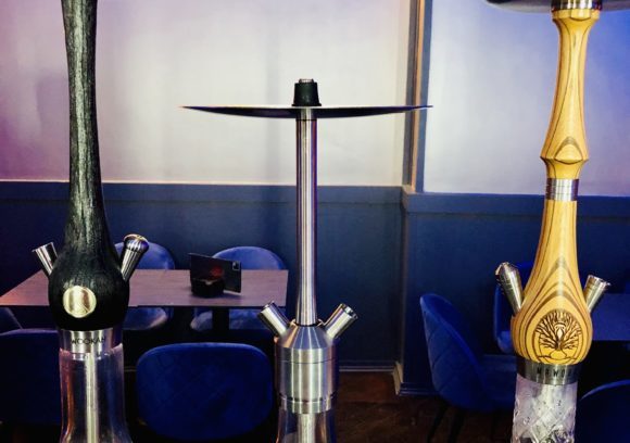 Place Uno ocho hookah lounge