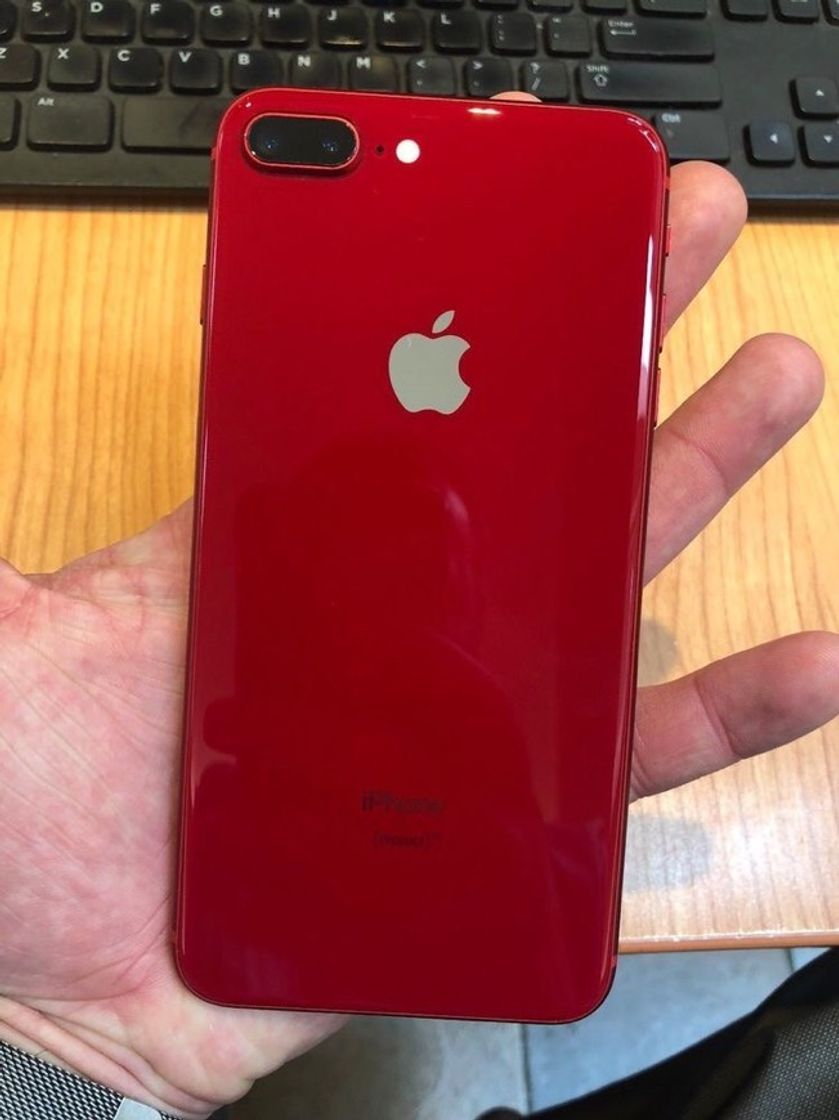 Product iPhone 8 red