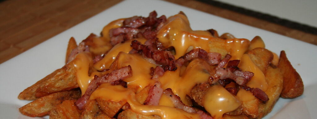 Moda Patatas con queso cheddar y bacon