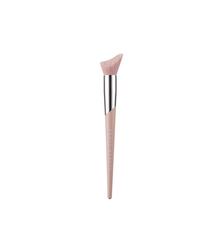 Producto Fenty Beauty Highlight Brush 120