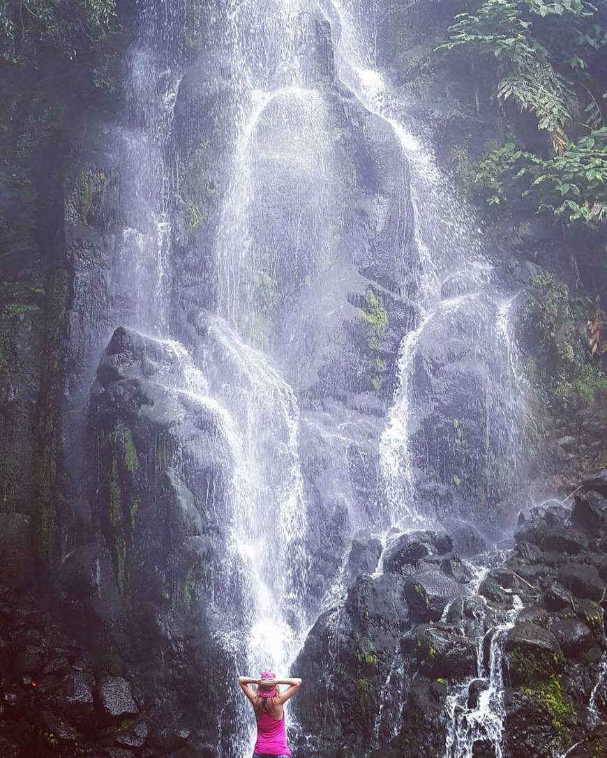 Lugar Ribeira dos Caldeirões