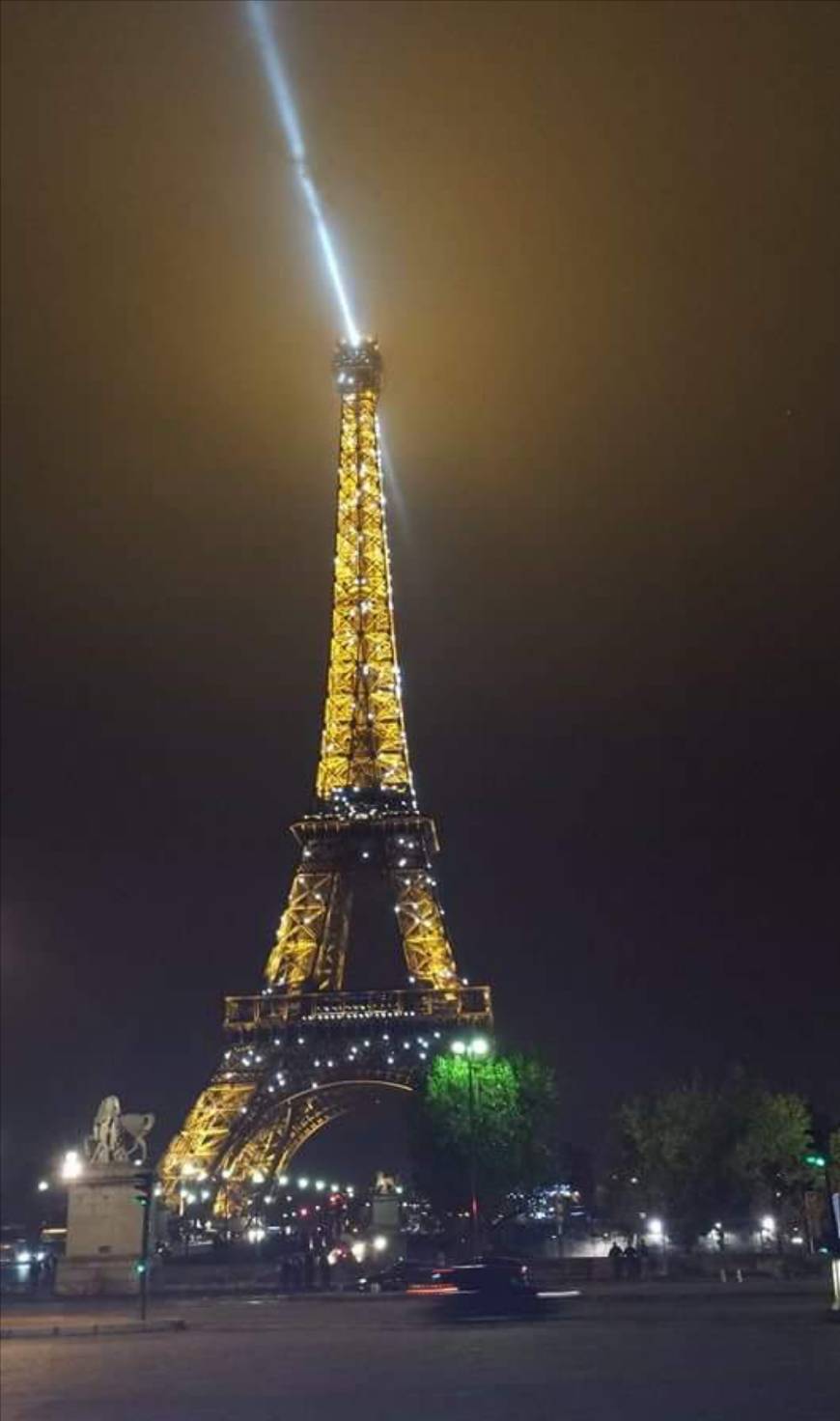 Place Torre Eiffel