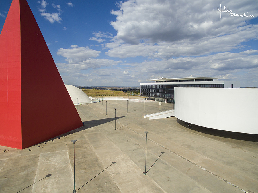 Place Centro Cultural Oscar Niemeyer