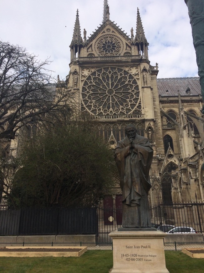 Fashion Notre-Dame 