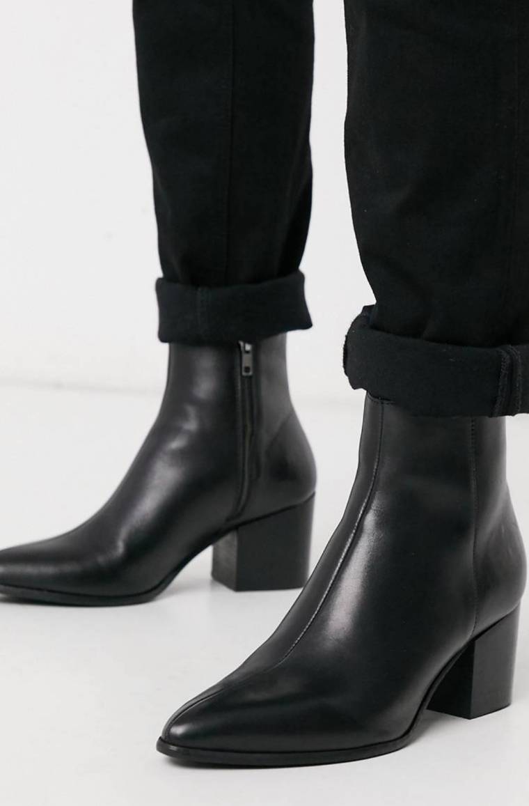 Product Chelsea Boots with heels in black leather