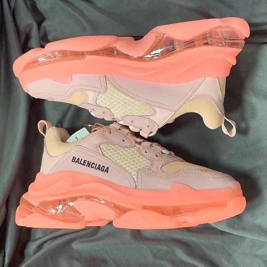 Social Balenciaga