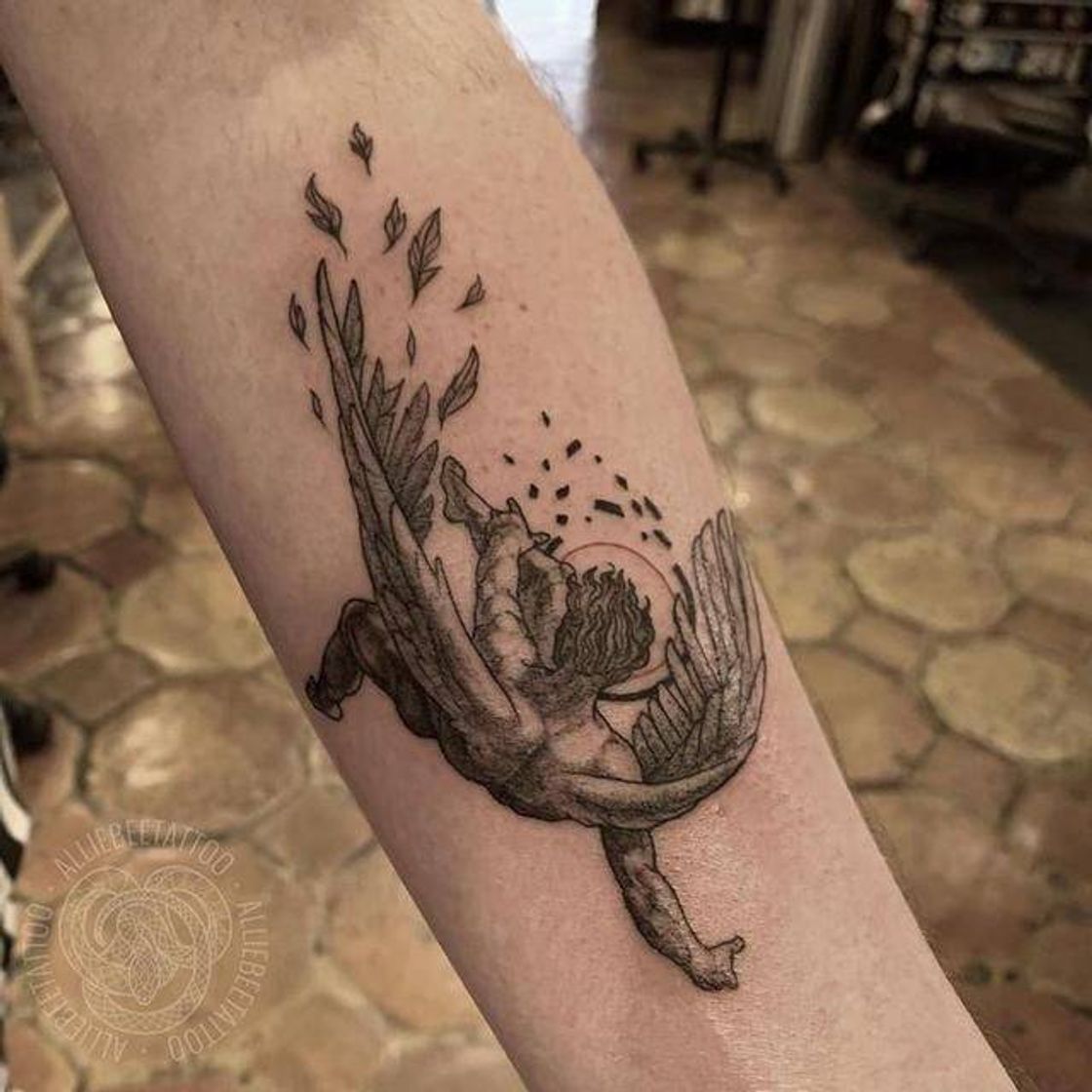 Social ICARUS FALLING