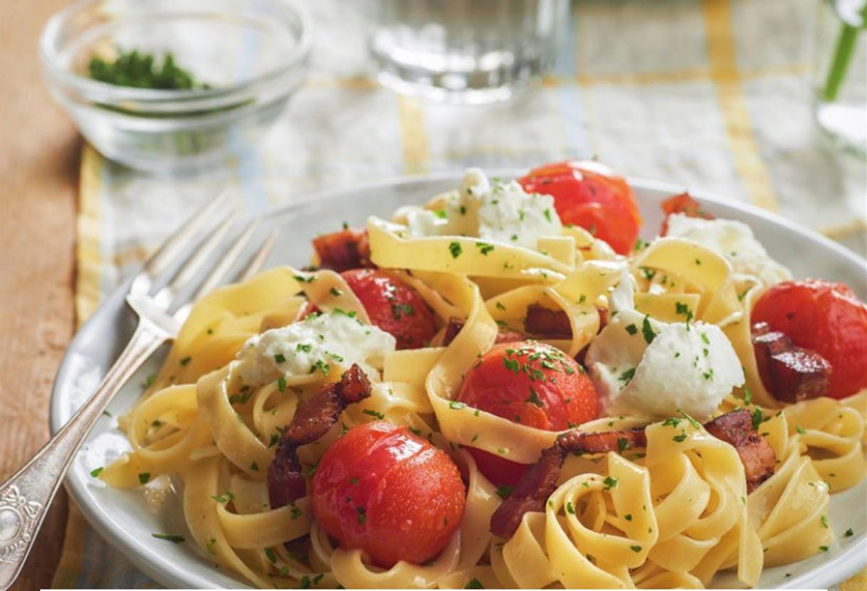 Social Cintas con beicon a la caprese 