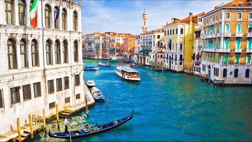 Venice Italy - Tour the Hidden Parts of Veneza Italia - YouTube