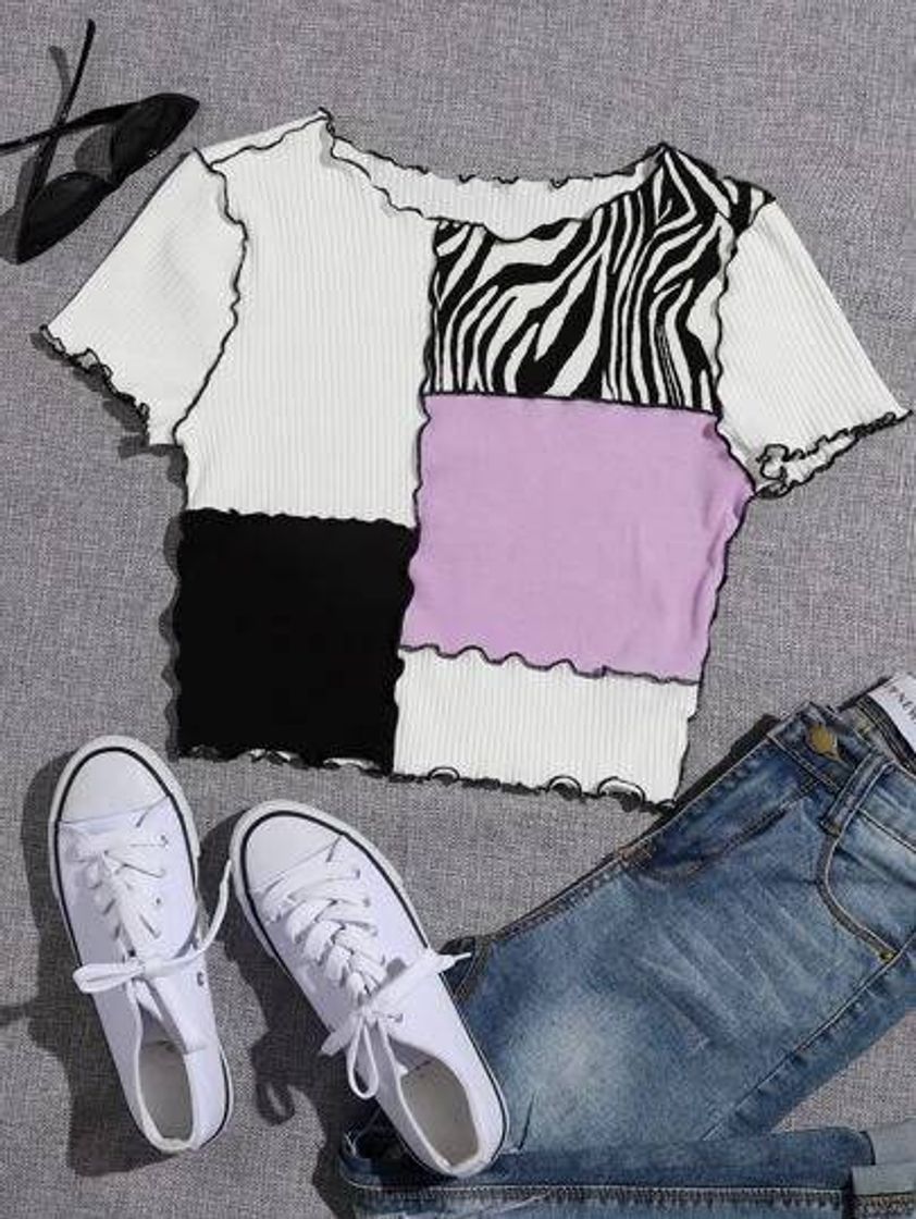 Moda SHEIN Guarnição De Alface Zebrado Ocasional Camiseta