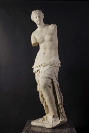 Aphrodite, known as the "Venus de Milo" | Louvre Museum | Paris