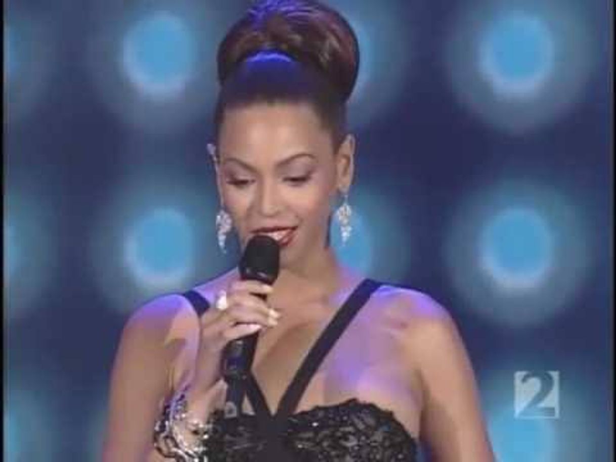 Fashion Béyoncé - Listen ( live at Oprah ) 2006