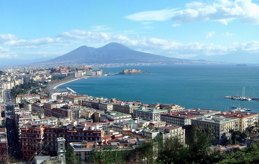 Place Napoli