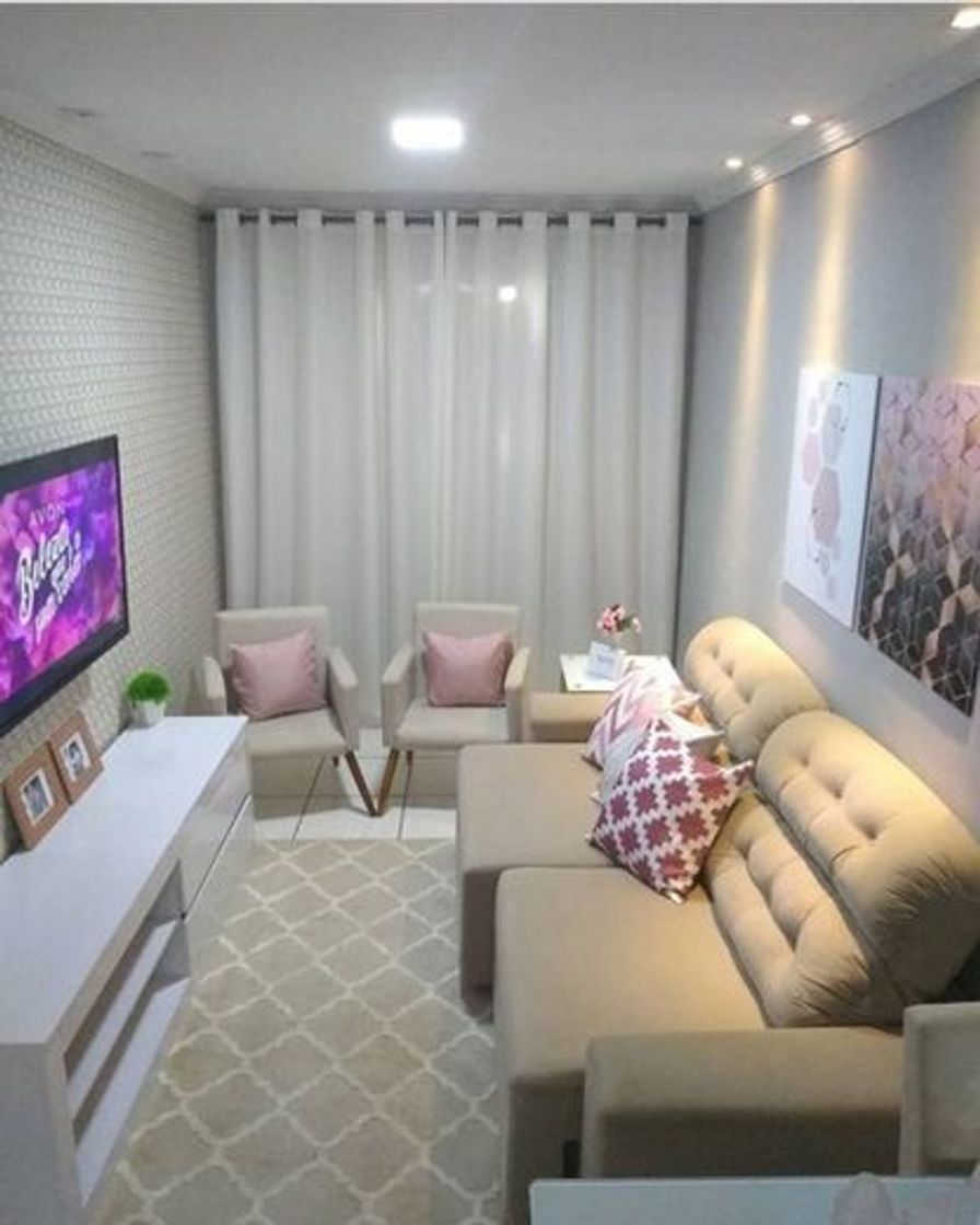 Social sala pequena e decorada 