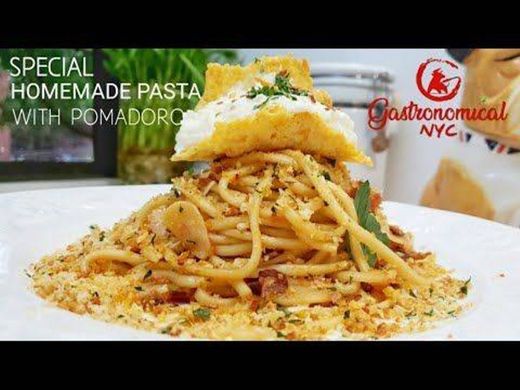 SPAGHETTI HOMEMADE and sauced nona style - YouTube