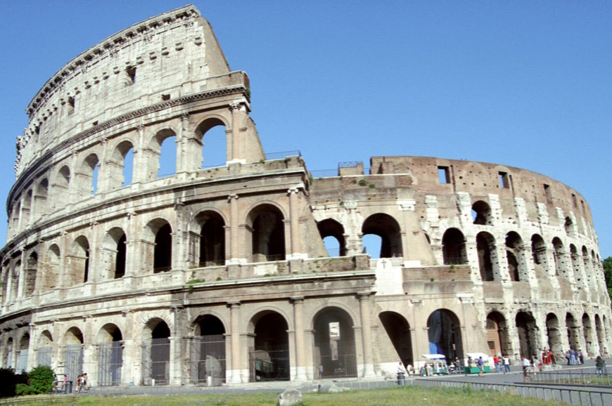 Lugar Coliseo de Roma