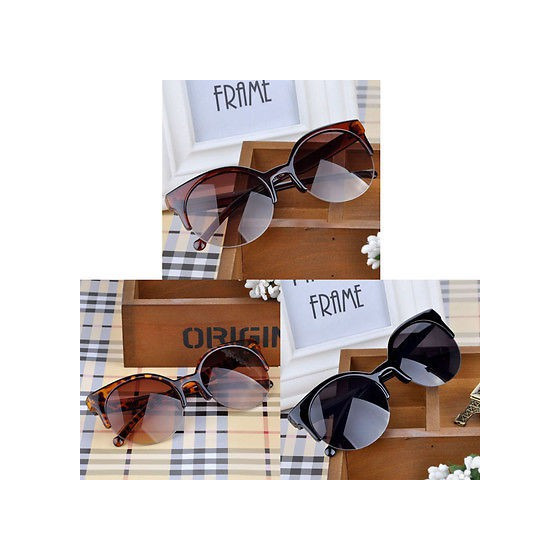 Social Óculos de sol Vintage R$14