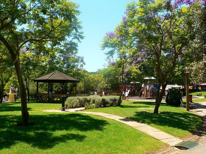 Lugar Parque da Serafina