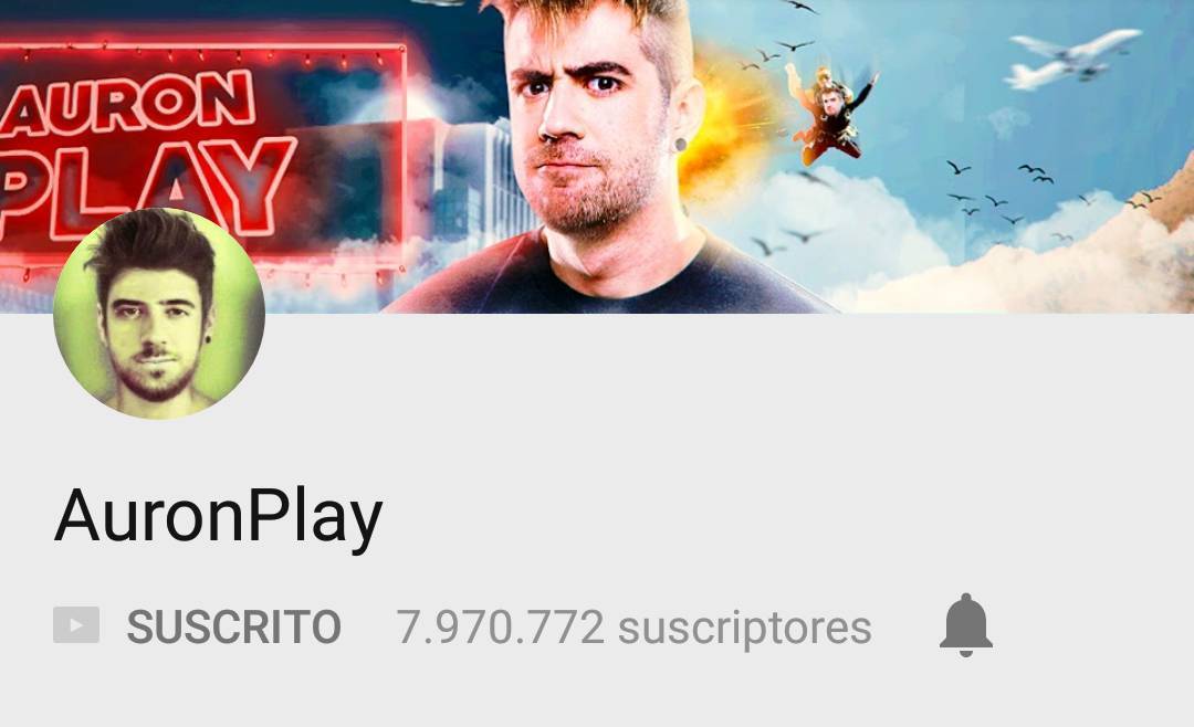 Social AuronPlay - YouTube