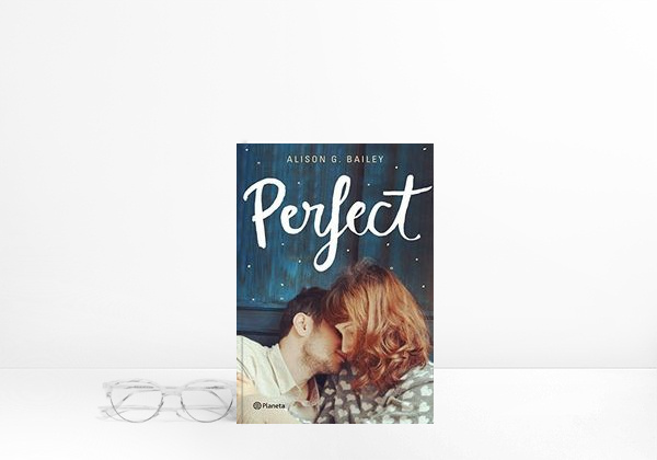 Livro Perfect (Planeta Internacional)