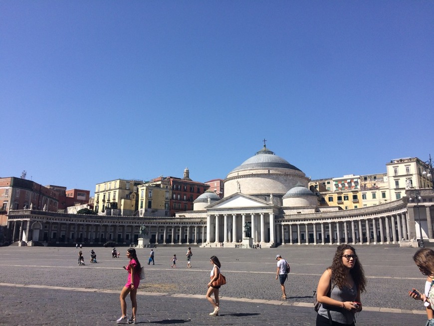 Place Piazza Plebiscito