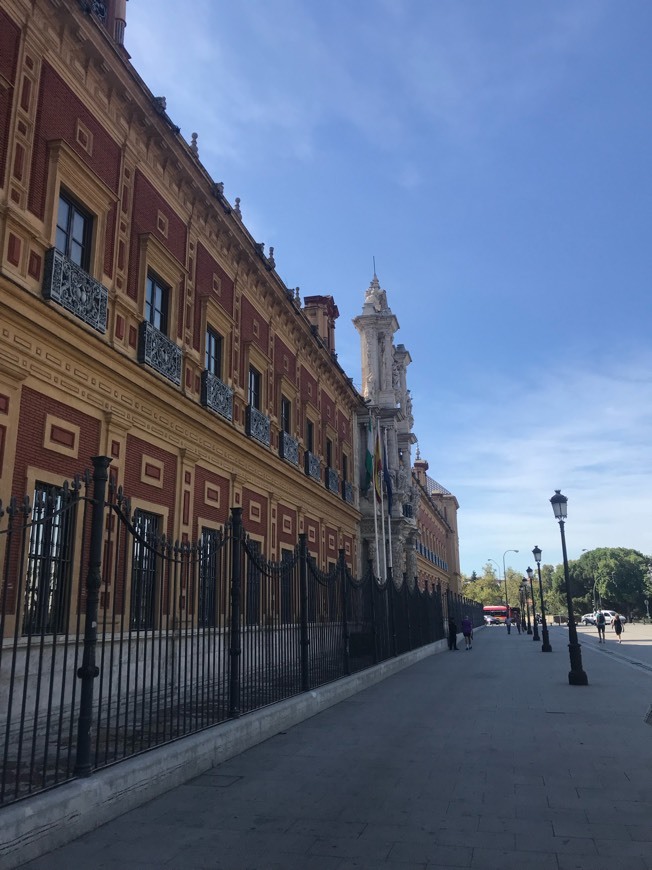 Place Universidad de Sevilla