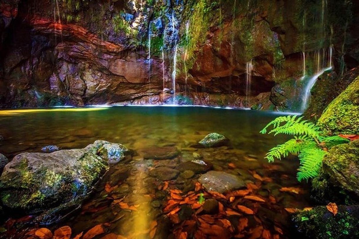 Cascata das vinte e cinco fontes 