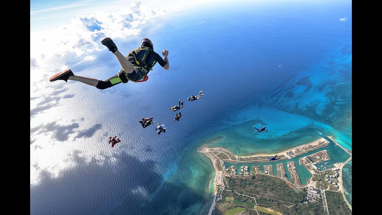 Fashion Skydiving over the Bahamas - Best jumps of 2018 - YouTube