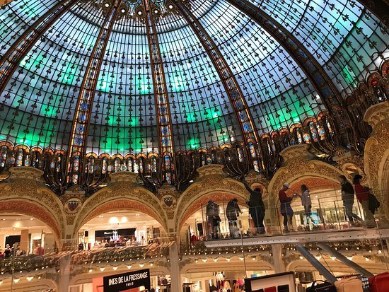 Lugar Azzaro - Galeries Lafayette Paris Haussmann