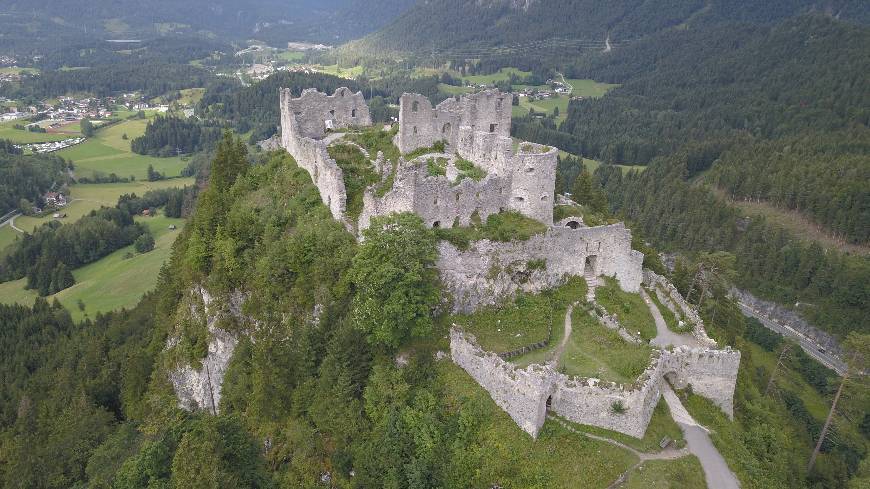 Places Ehrenberg Castle