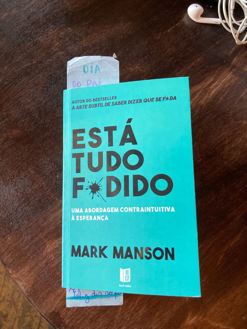 Libro Está tudo fodido