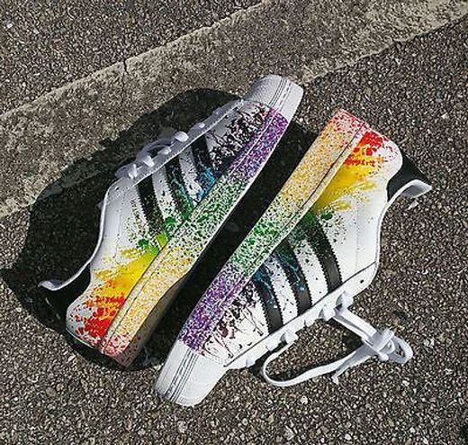 Tênis Adidas Superstar Rainbow