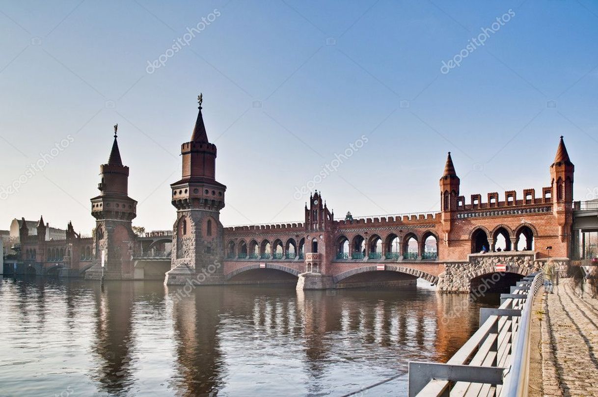 Place Oberbaumbrücke